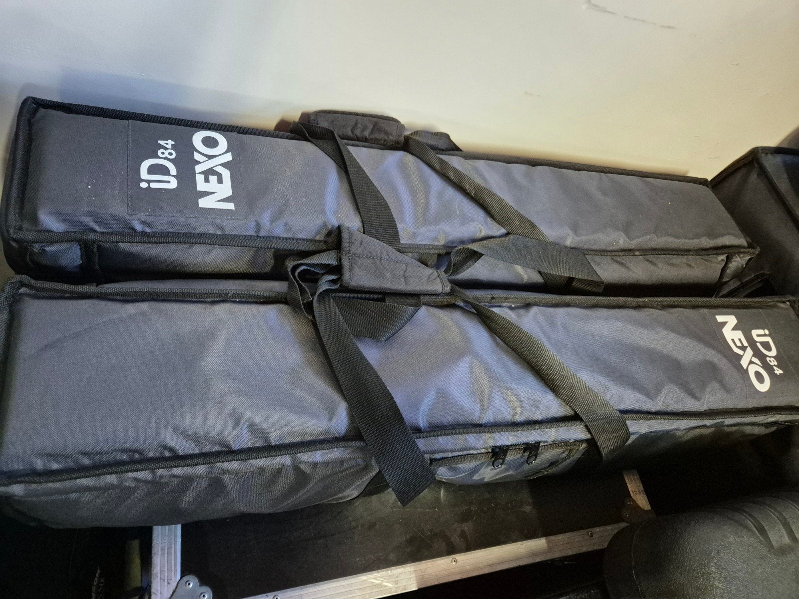 Nexo id84, Overige typen, Nieuw, Basreflex, Ophalen