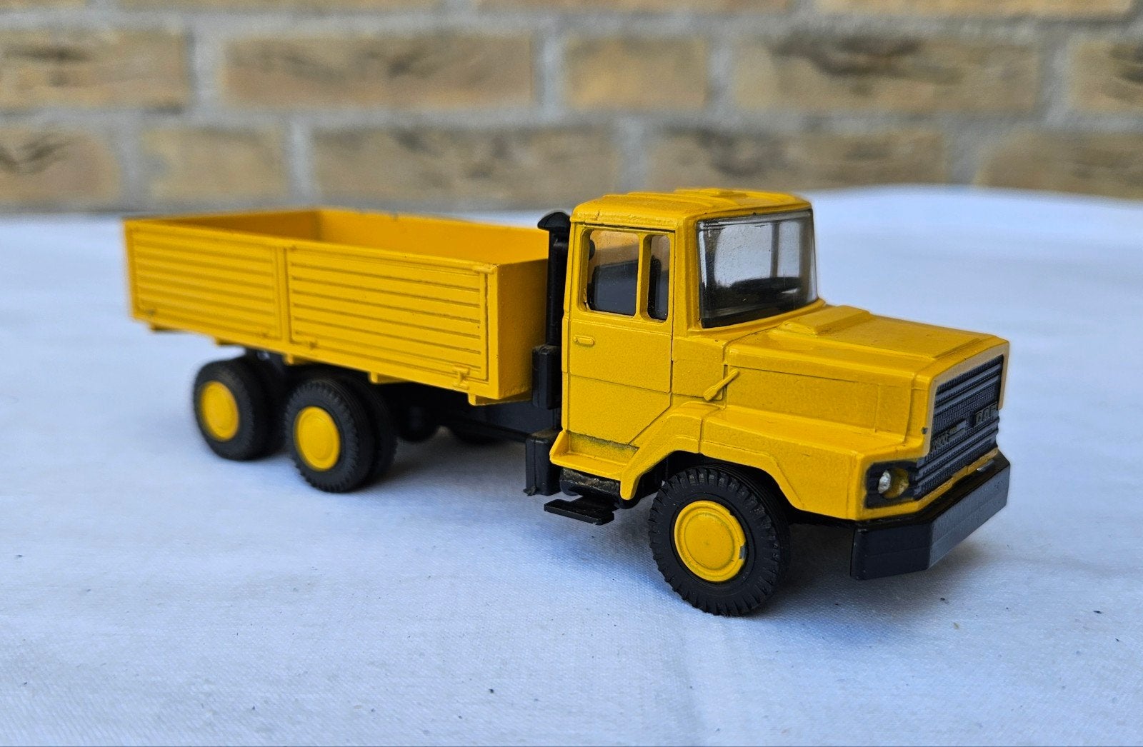 Daf N2800 Lion car,  gele bakwagen., Ophalen of Verzenden, Zo goed als nieuw, Bus of Vrachtwagen, Lion Toys