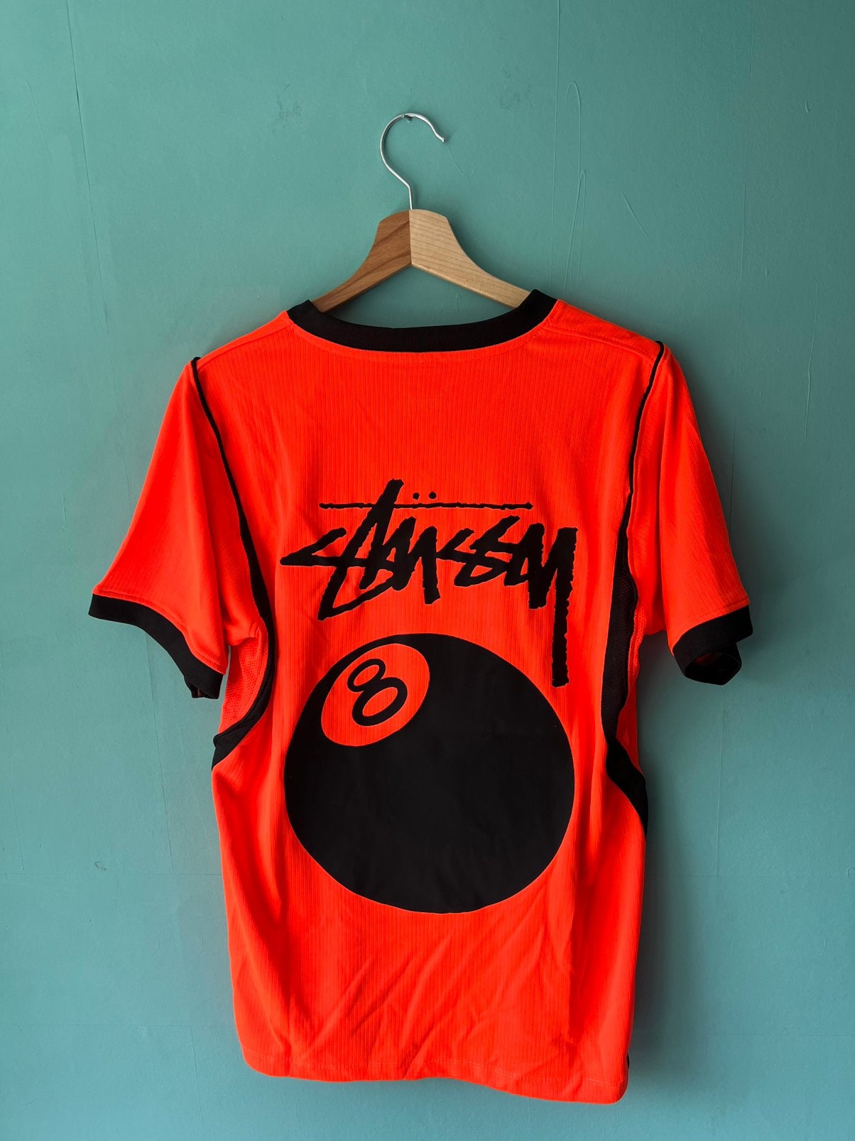 Nederlands elftal thuisshirt WK 2026 Stüssy 8 Ball Maat M, Maat 48/50 (M), Nieuw, Oranje, Ophalen of Verzenden