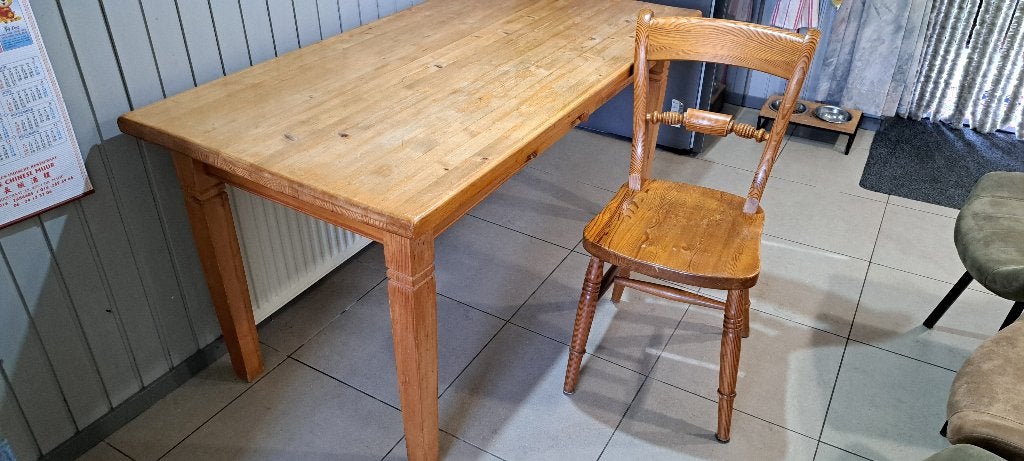 Gratis Eethoek, Grenen, met 4 stoelen, Ophalen, Gebruikt, 4 tot 6 stoelen
