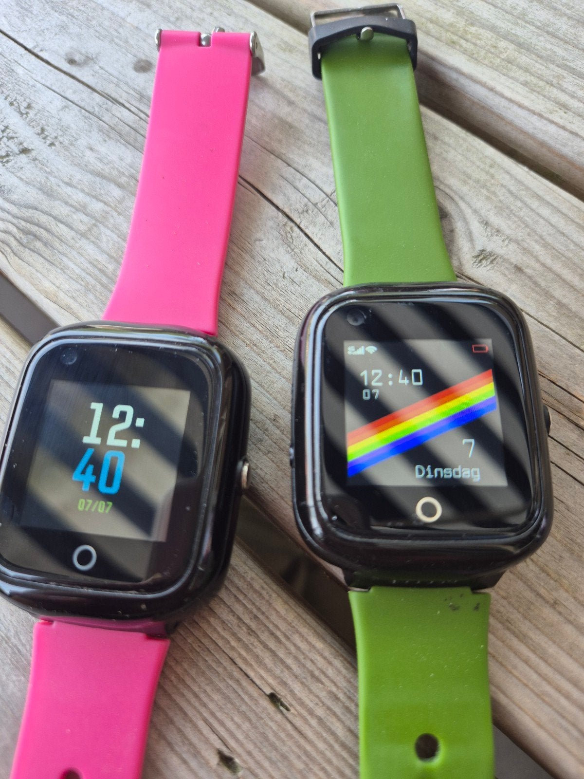 One 2 track gps horloge ** groen is verkocht**, Sieraden, Tassen en Uiterlijk, Horloges | Kinderen, Verzenden, Gebruikt, Zwart