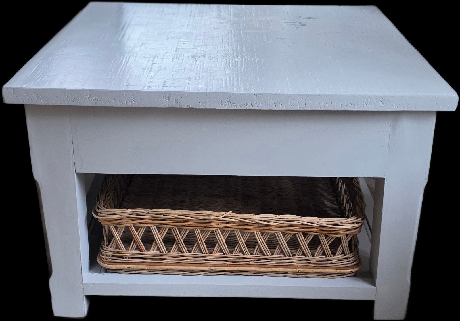 Riviera Maison  bijzet- /salonttafel met rieten mand, Huis en Inrichting, Ophalen, Minder dan 50 cm, Gebruikt, Vierkant