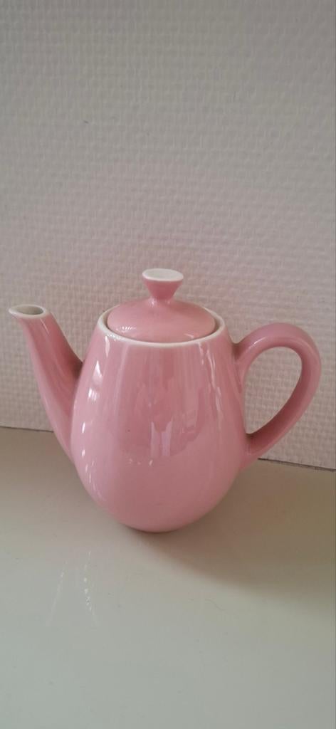 Pastel Roze Koffiepotje Model Riga, Verzenden