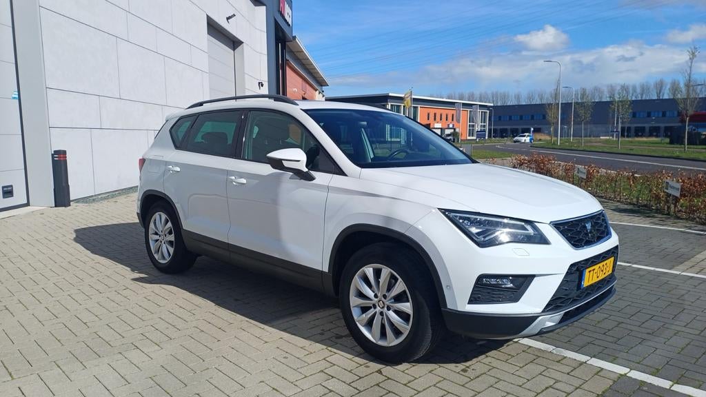 Seat Ateca EcoTsi Pano|Virtual|Led|Cam|P.Asist|Stoelv|Beats, Auto's, Seat, Voorwielaandrijving, Euro 6, Wit, Origineel Nederlands