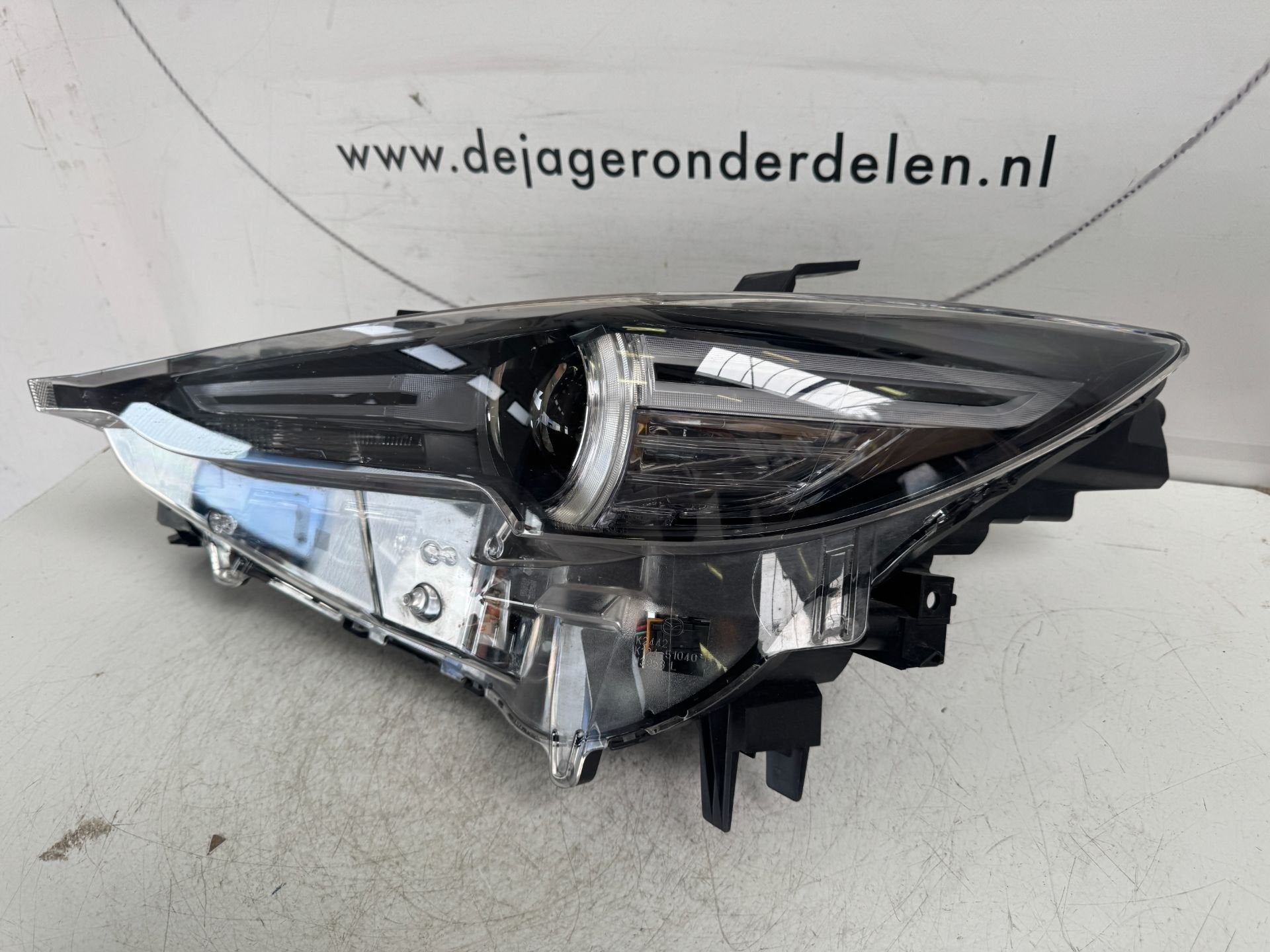 MAZDA CX-5 VOL LED KOPLAMP LINKS KB8P51040K 2017-, Gebruikt, Shinchi, Fuchu-Cho 3-1
730-8670  Hiroshima, Mazda Motor Corporation