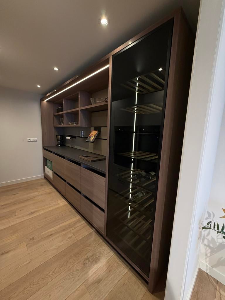Bijkeuken incl wijnbewaarkast ( is geen wijnkoeler ), Ophalen, Zo goed als nieuw, 25 tot 50 cm, Minder dan 100 cm