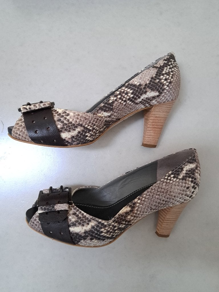 Maripe open schoenen, peep toe, maat 37, Leer, Pumps, Bruin, Ophalen of Verzenden, Zo goed als nieuw