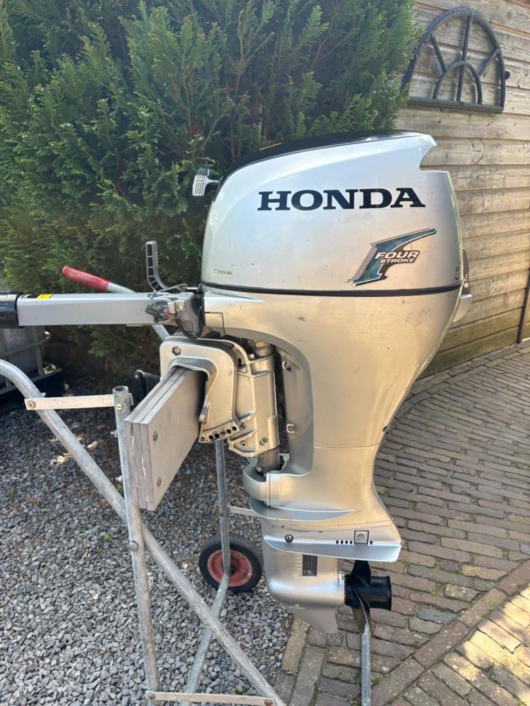 Honda 8 pk 4 takt kort staart, Watersport en Boten, Buiten- en Binnenboordmotoren, Ophalen, 5 tot 10 pk, Viertaktmotor, Zo goed als nieuw