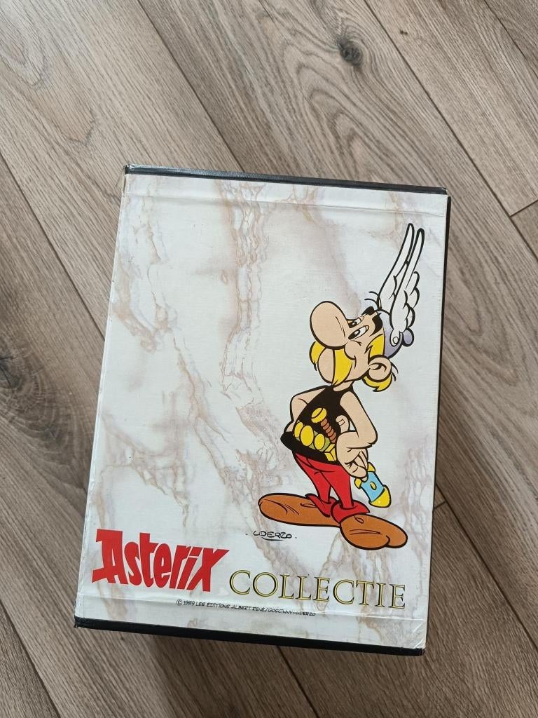 Asterix Collectie Box Stripboeken Hardcover, Boeken, Stripboeken, Meerdere stripboeken, Ophalen, Zo goed als nieuw