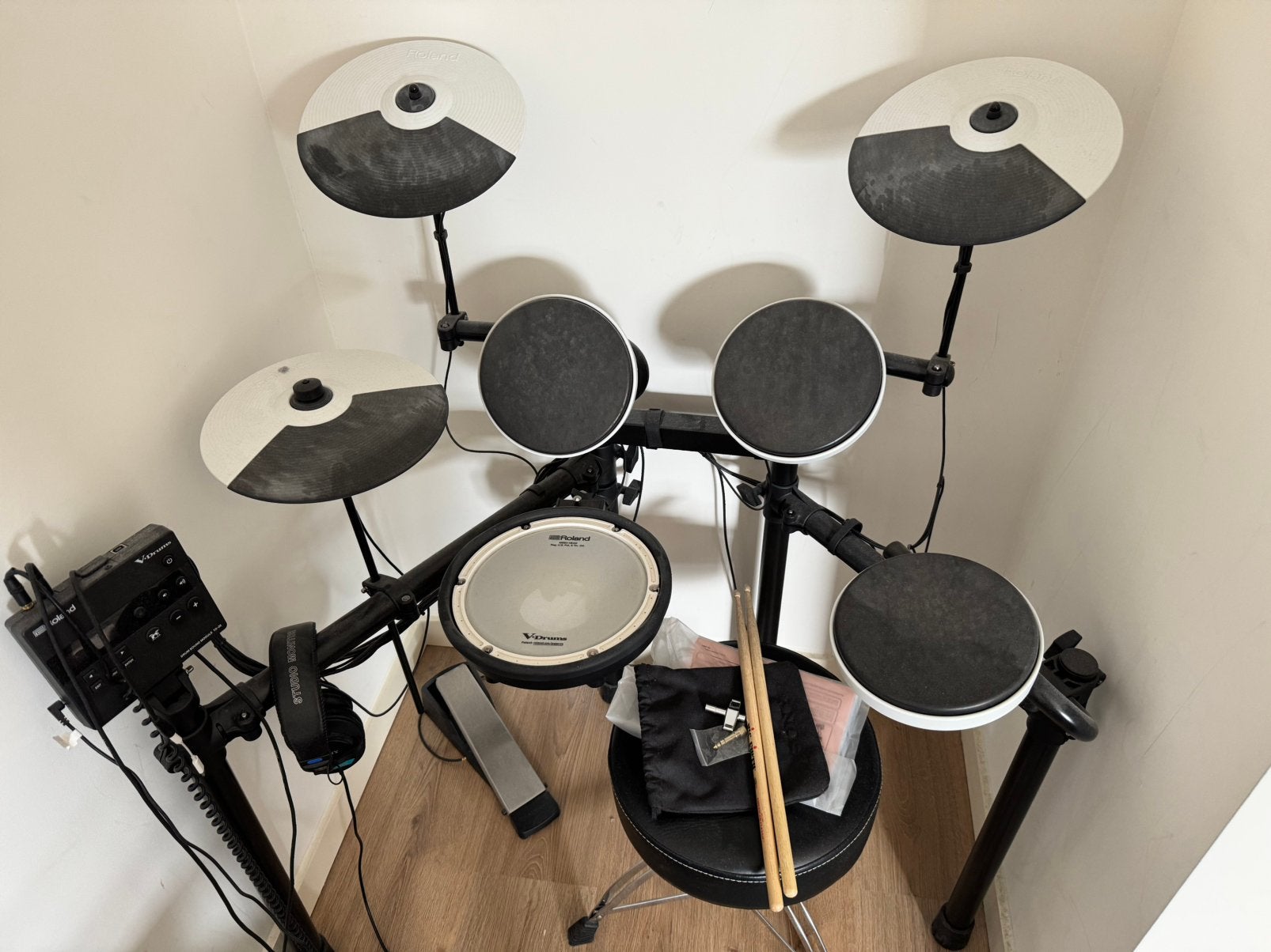 Roland TD-02KV E-Drum Set Complete + Tama Stool + Headset, Ophalen, Zo goed als nieuw, Roland