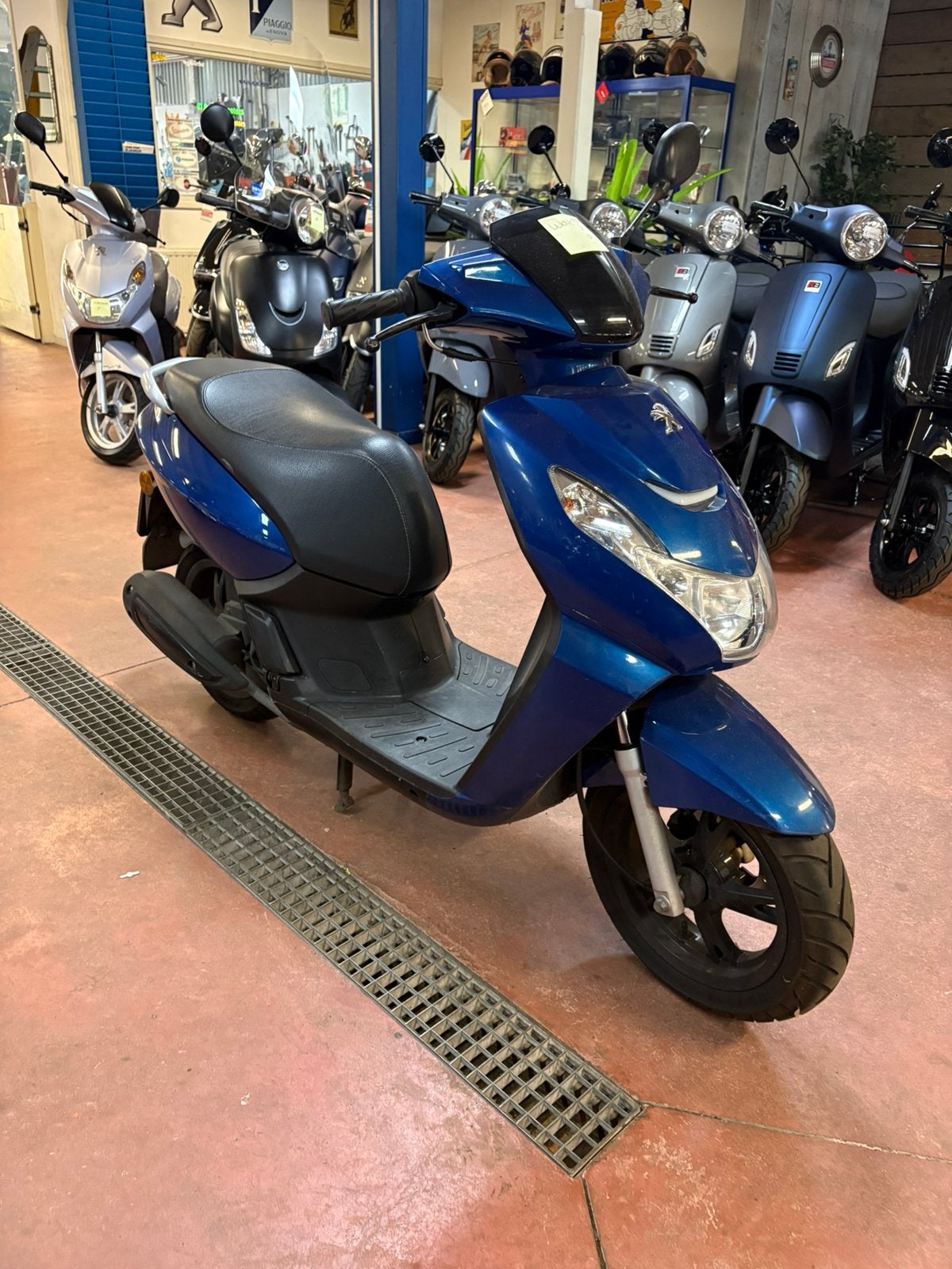 Gebro scooters: Peugeot kisbee 25KM SNOR WOK / onderdelen, Ophalen of Verzenden, Gebruikt, Overige typen