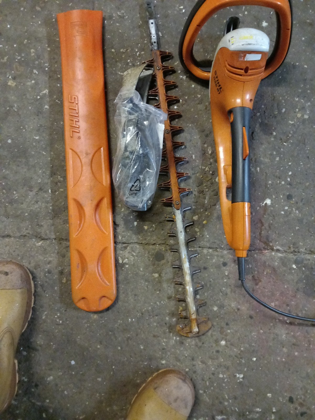 stihl HSE 81.HEGESCHAAR., Ophalen, Gebruikt, Benzine