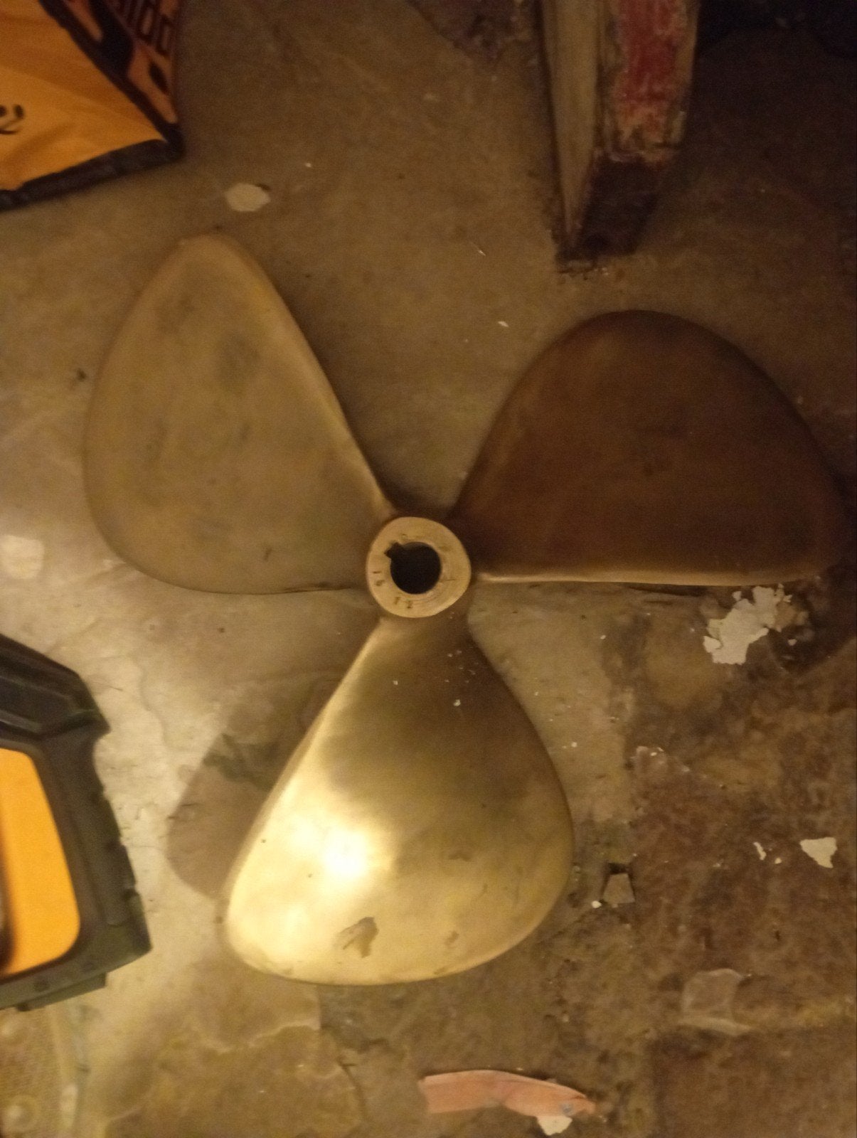 Bronzen scheepsschroef 15 inch, 12 spoed, Watersport en Boten, Ophalen of Verzenden, Gebruikt, Motor en Techniek