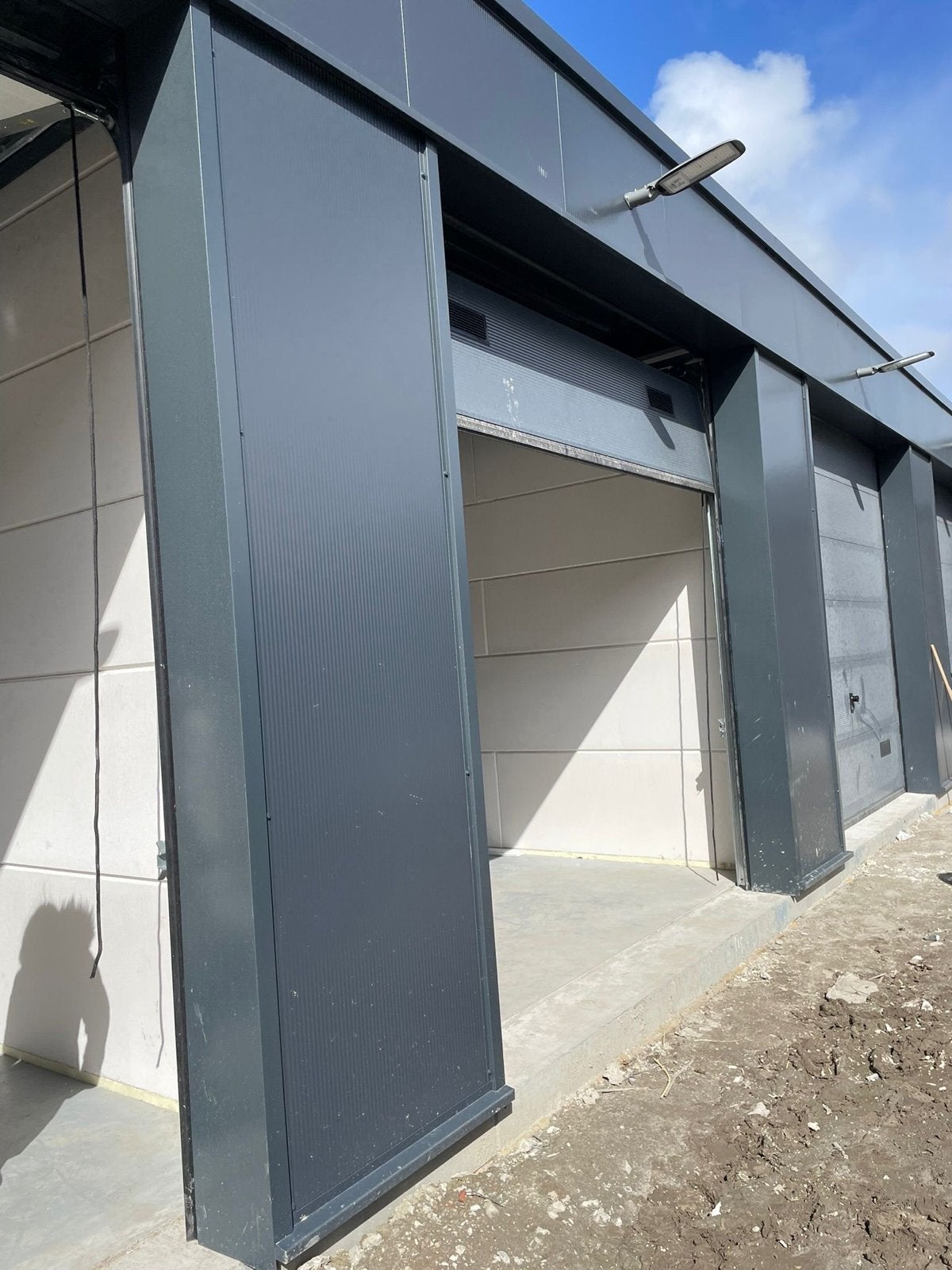 Te huur luxe nieuwe Garagebox opslag, Ophalen, Nieuw