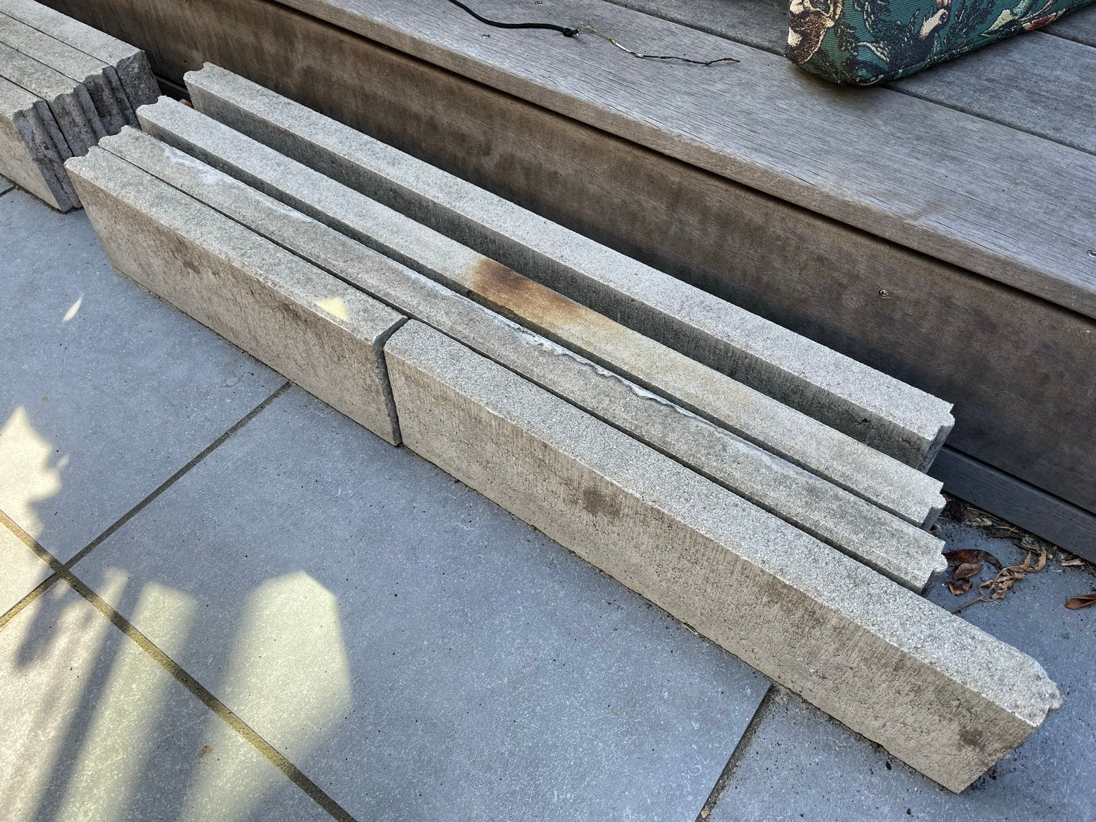 Gebruikte opsluitbanden - 7 stuks, Tuin en Terras, Grind, Keien en Split, Ophalen, Gebruikt, Graniet, Overige typen