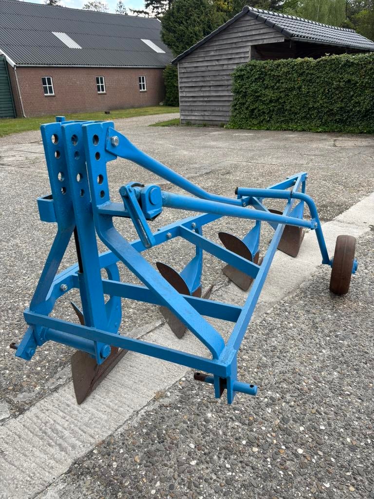 4 schaar stobbel ploeg, Ophalen, Tuinaarde