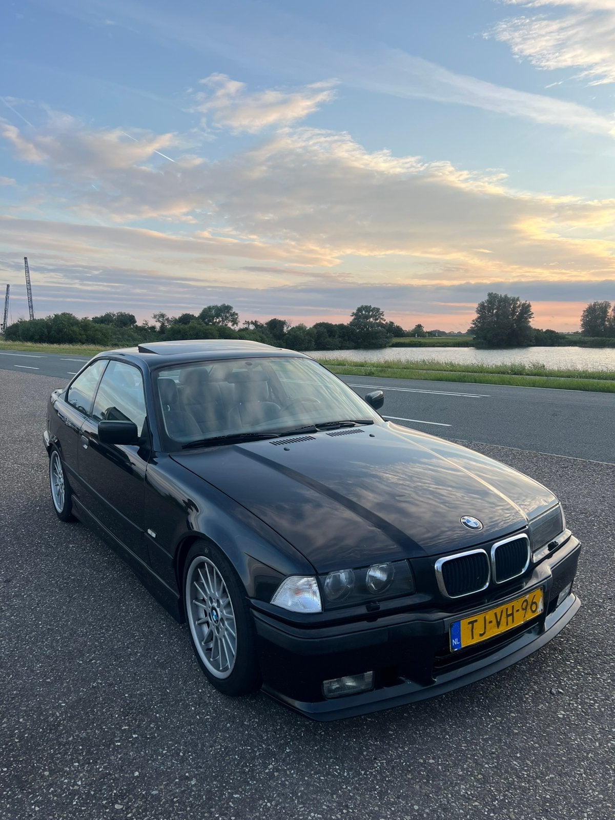 BMW 3-Serie 2.8 I 328 Coupe 1998 Zwart e36 M pakket handbak, Achterwielaandrijving, 1295 kg, Zwart, Origineel Nederlands