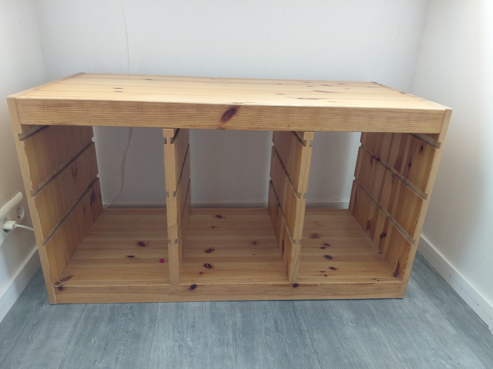gratis ikea kast, Kinderen en Baby's, Ophalen, Gebruikt, 105 cm of meer, 75 tot 100 cm