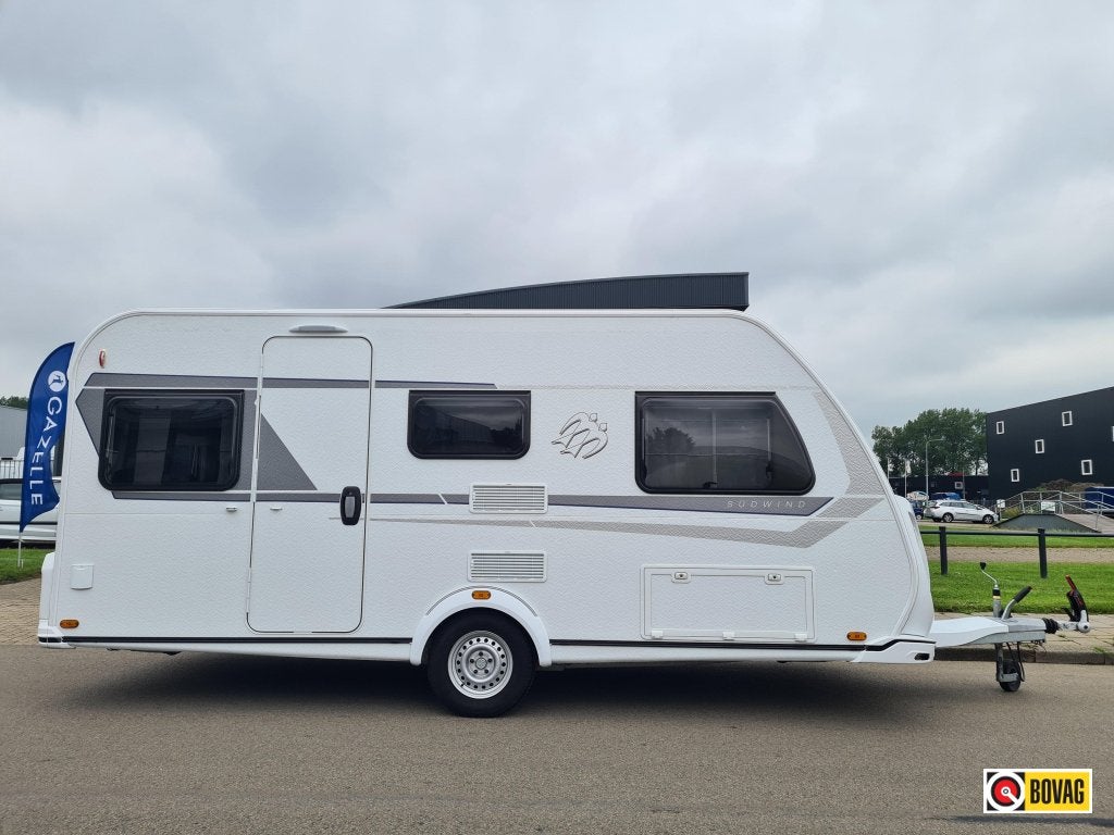 Knaus Sudwind 460 EU, Rondzit, Bedrijf, Knaus, Overige typen