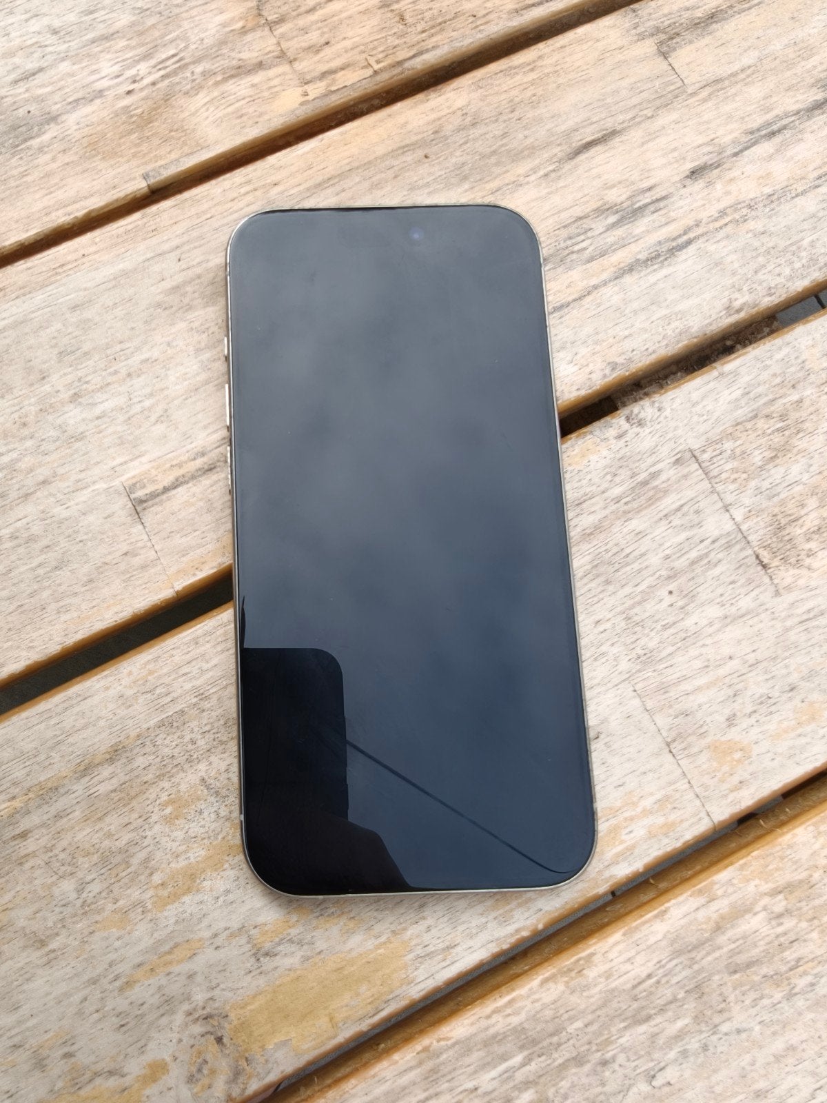 iPhone 15 Pro Max met oplaadkabeltje, Telecommunicatie, Mobiele telefoons | Apple iPhone, Ophalen, Wit, IPhone 15 Pro Max, 87 %
