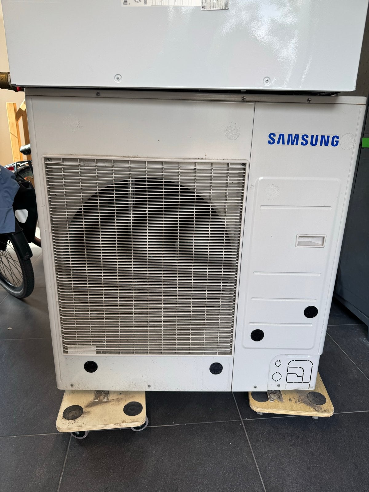Samsung Lucht-Water Warmtepomp (Air to Water Heat Pump), Ophalen, Gebruikt, Verwarmen, 3 snelheden of meer