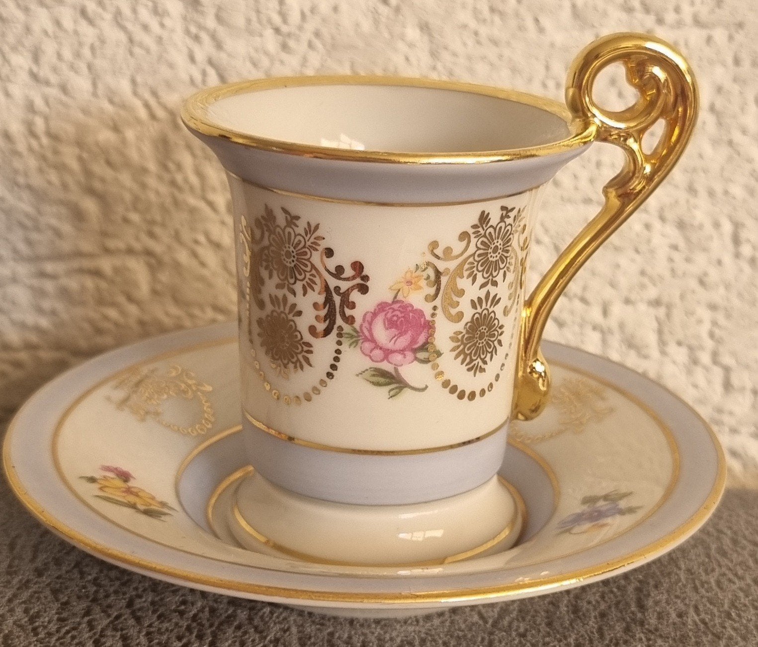 Demitasse kop en schotel Bremer & Schmidt, Antiek en Kunst, Verzenden