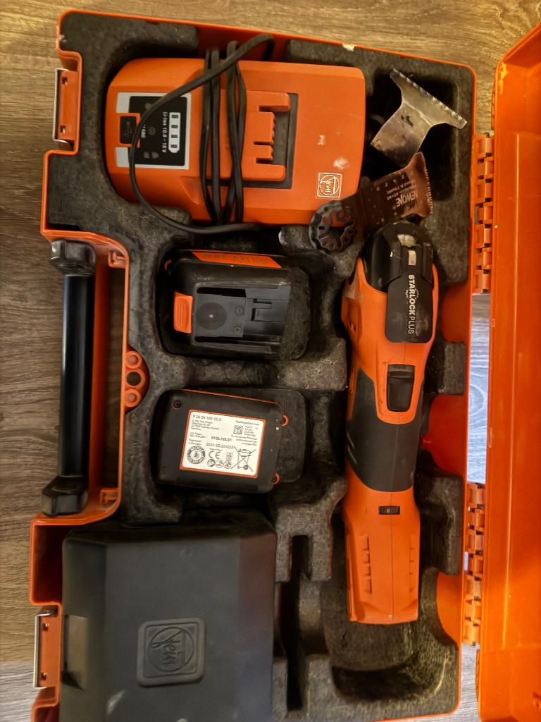Fein Multimaster AMM 300 Plus – 2 accu + lader + koffer, Ophalen of Verzenden, Zo goed als nieuw