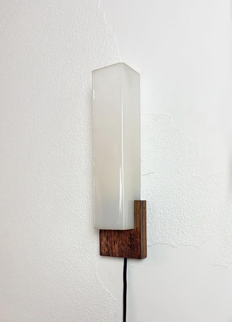 Vintage mid century wandlamp, Huis en Inrichting, Lampen | Wandlampen, Gebruikt, Hout, Kunststof, Ophalen