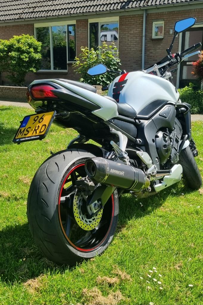Yamaha FZ1-N 1000cc (2008) Dominator sportuitlaat, Motoren, Motoren | Yamaha, Sportuitlaat, Occasion, 4 cilinders, Motorrijbewijs A