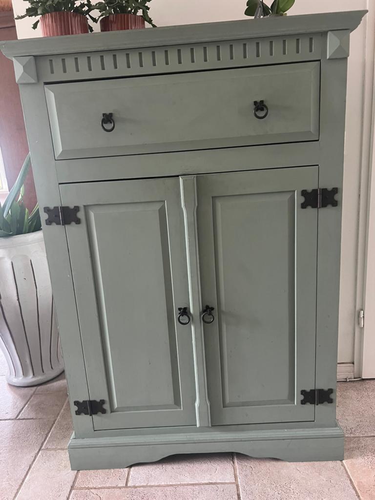 Vintage groen kastje met lade en deurtjes, Ophalen, Zo goed als nieuw