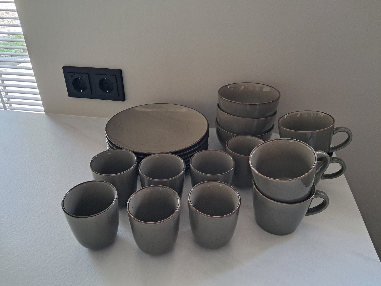 servies Emma Xenos groen, Ophalen of Verzenden, Zo goed als nieuw, Bord(en), Overige stijlen