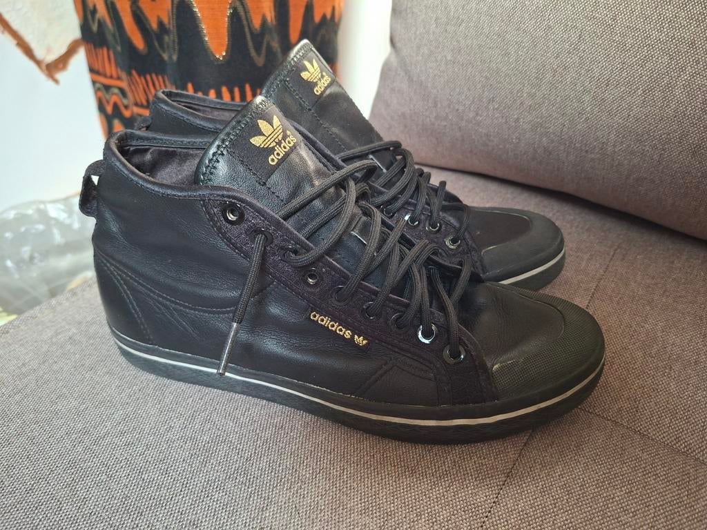 Adidas sneakers vintage zwart leer /goud nieuw, Adidas, Zwart, Nieuw, Ophalen of Verzenden