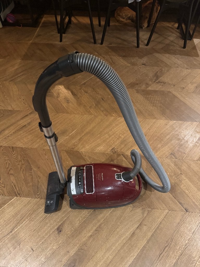 Miele Complete C3 Cat & Dog PowerLine + 5 nieuwe zakken, Gebruikt, Miele, Ophalen, Regelbare zuigkracht