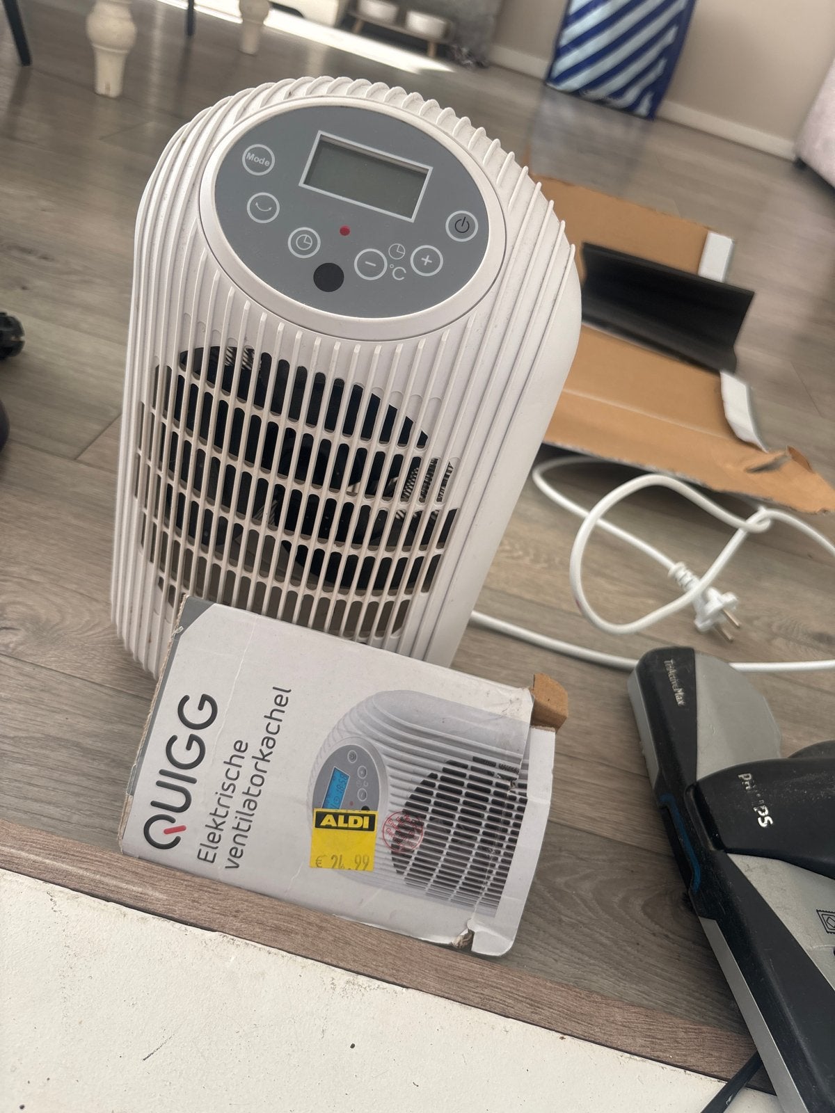 Quigg Elektrische Ventilatorkachel - Zo goed als nieuw, Witgoed en Apparatuur, Airco's, Tafel- of Grondventilator, Verwarmen, Minder dan 60 m³
