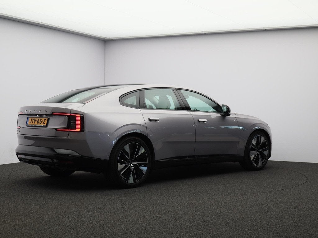 Volvo ES90 Single Motor 333PK Ext Rang Ultra Launch Ed. 92KW, Achterwielaandrijving, Gebruikt, 662 km, 1600 kg
