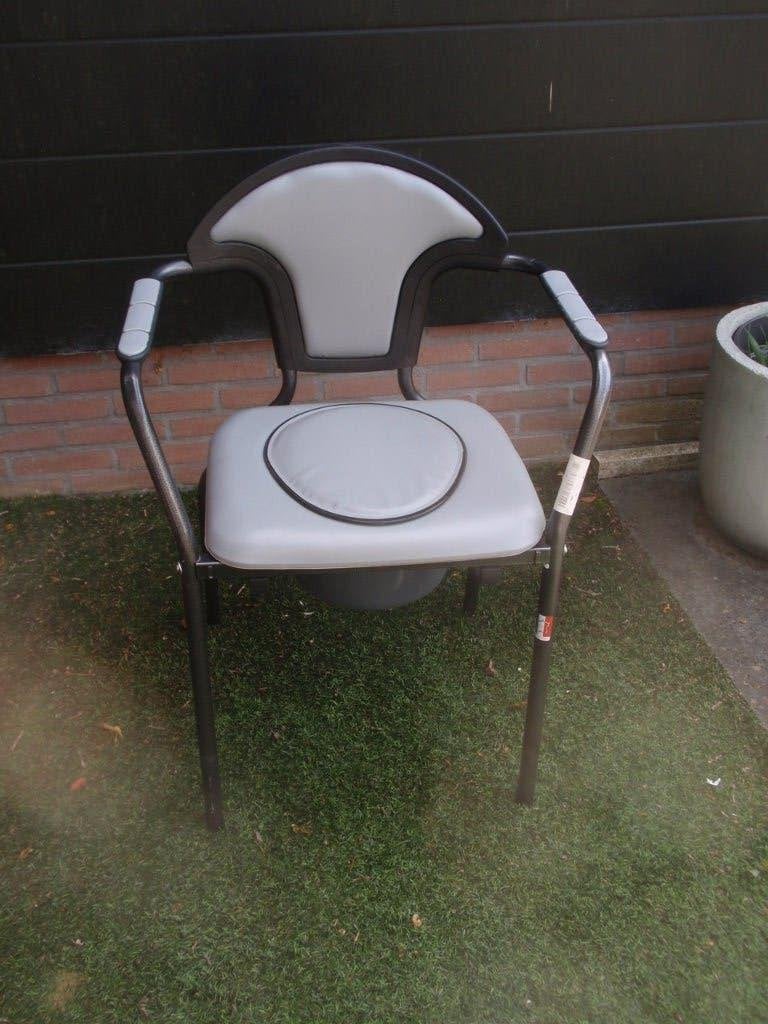 po stoel, Ophalen, Zo goed als nieuw
