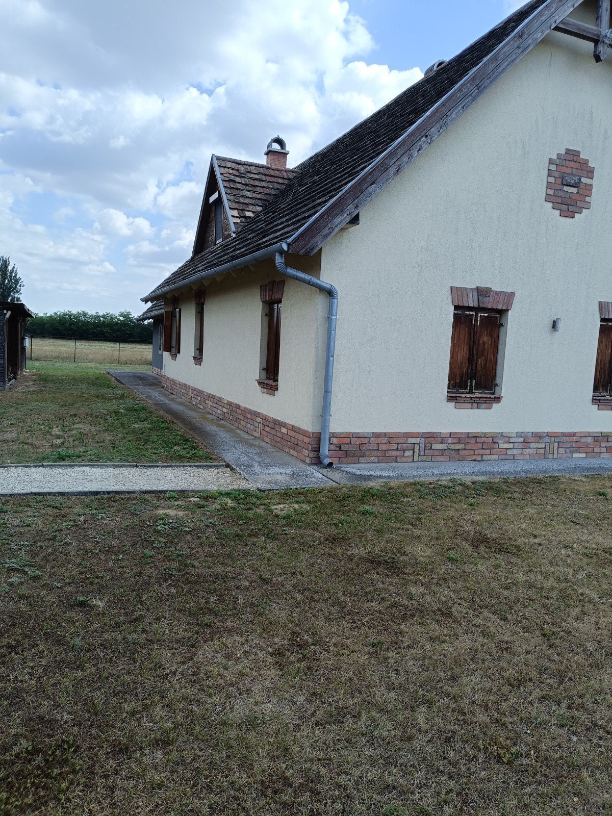 te koop in Hongarije mega woonboerderij lajosmize, 10 kamers, Overige soorten, Lajosmize, Overig Europa
