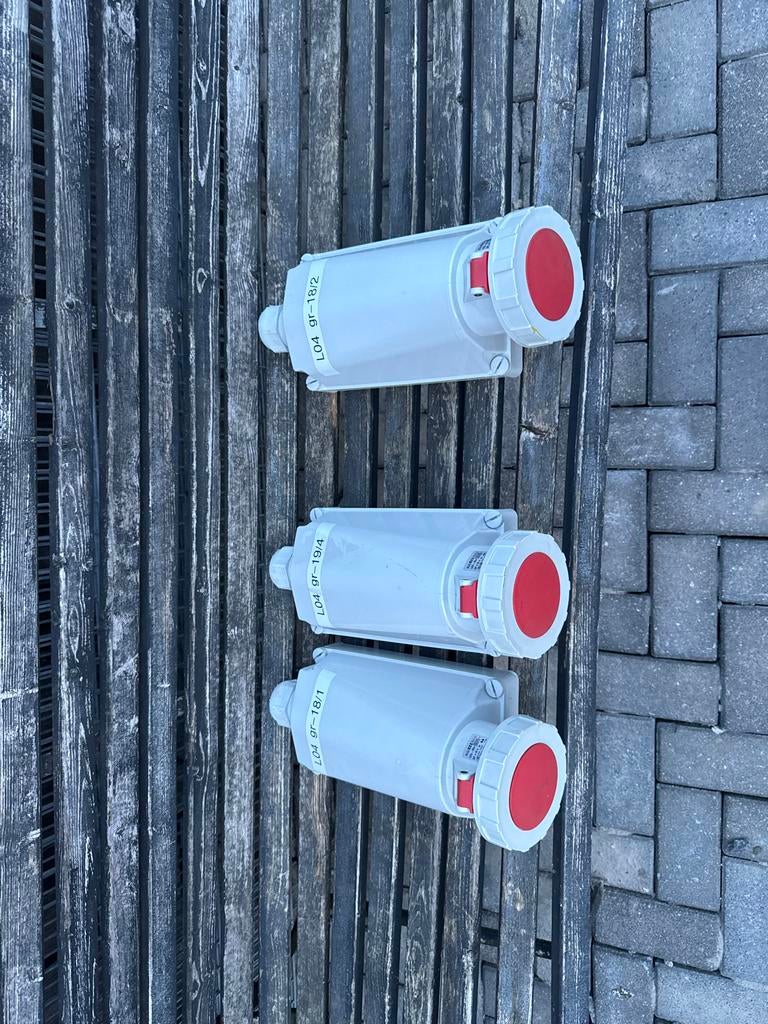 CEE 125A 5-polig 400V Bals wandcontactdoos (3 stuks), Ophalen, Gebruikt, Nvt, Stopcontact