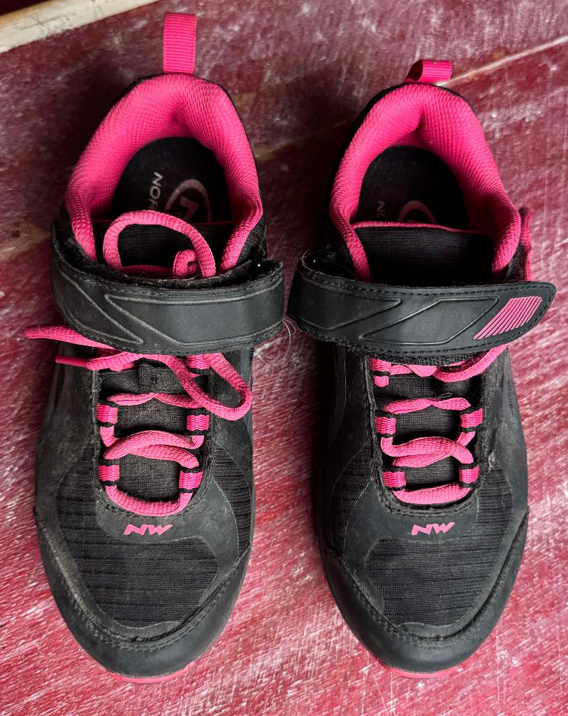 Northwave Fietsschoenen mt 37, S, Schoenen, Ophalen of Verzenden, Zo goed als nieuw