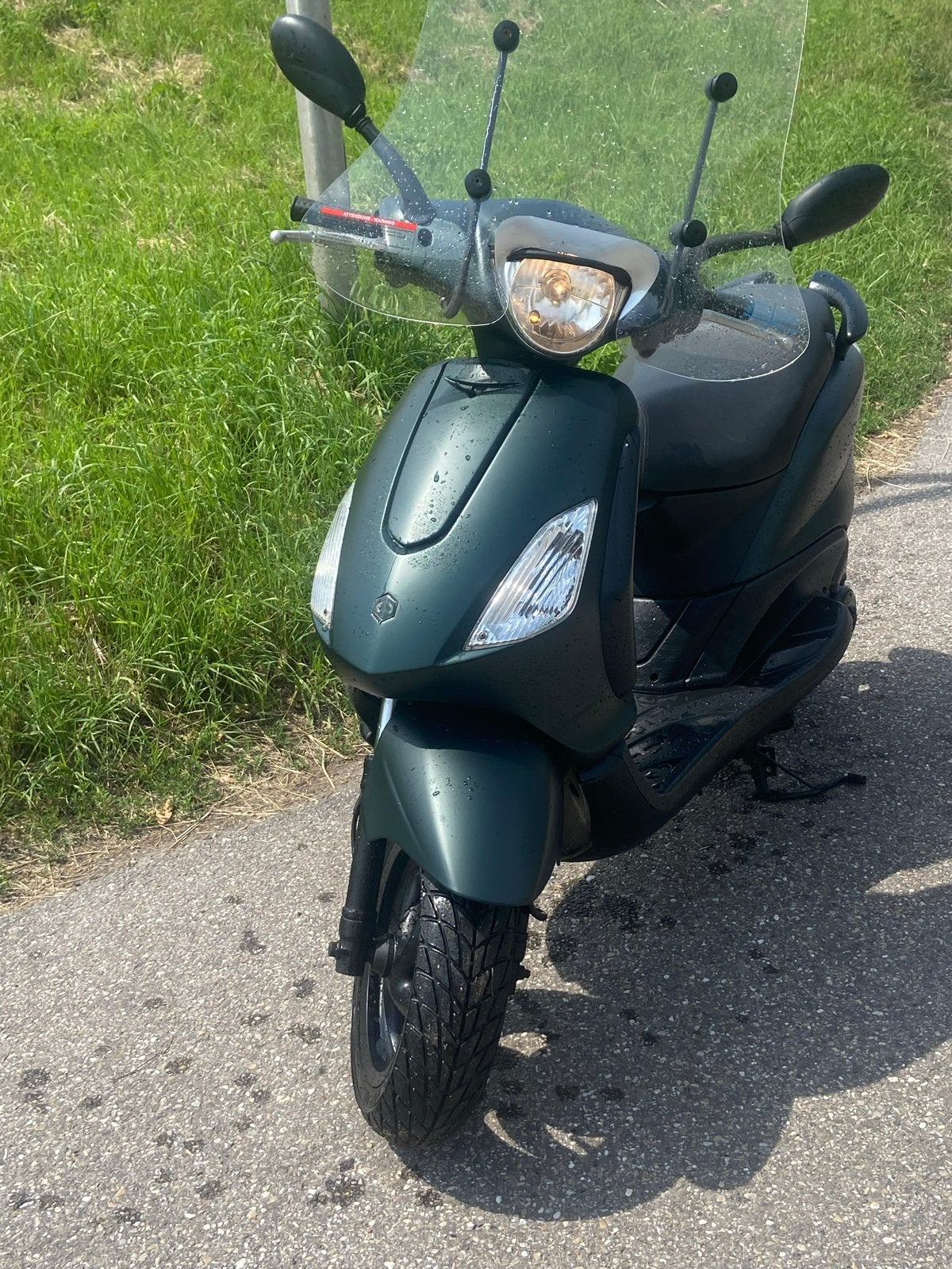 Piaggio Fly Scooter - 4t mat groen zeer mooi, Ophalen, Gebruikt, Maximaal 45 km/u, Fly