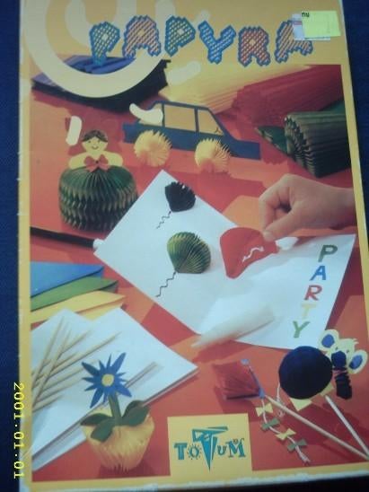 Papyra honingraat decoratie (Totum) kaarten maken, Ophalen, Zo goed als nieuw, Overige thema's, Overige typen
