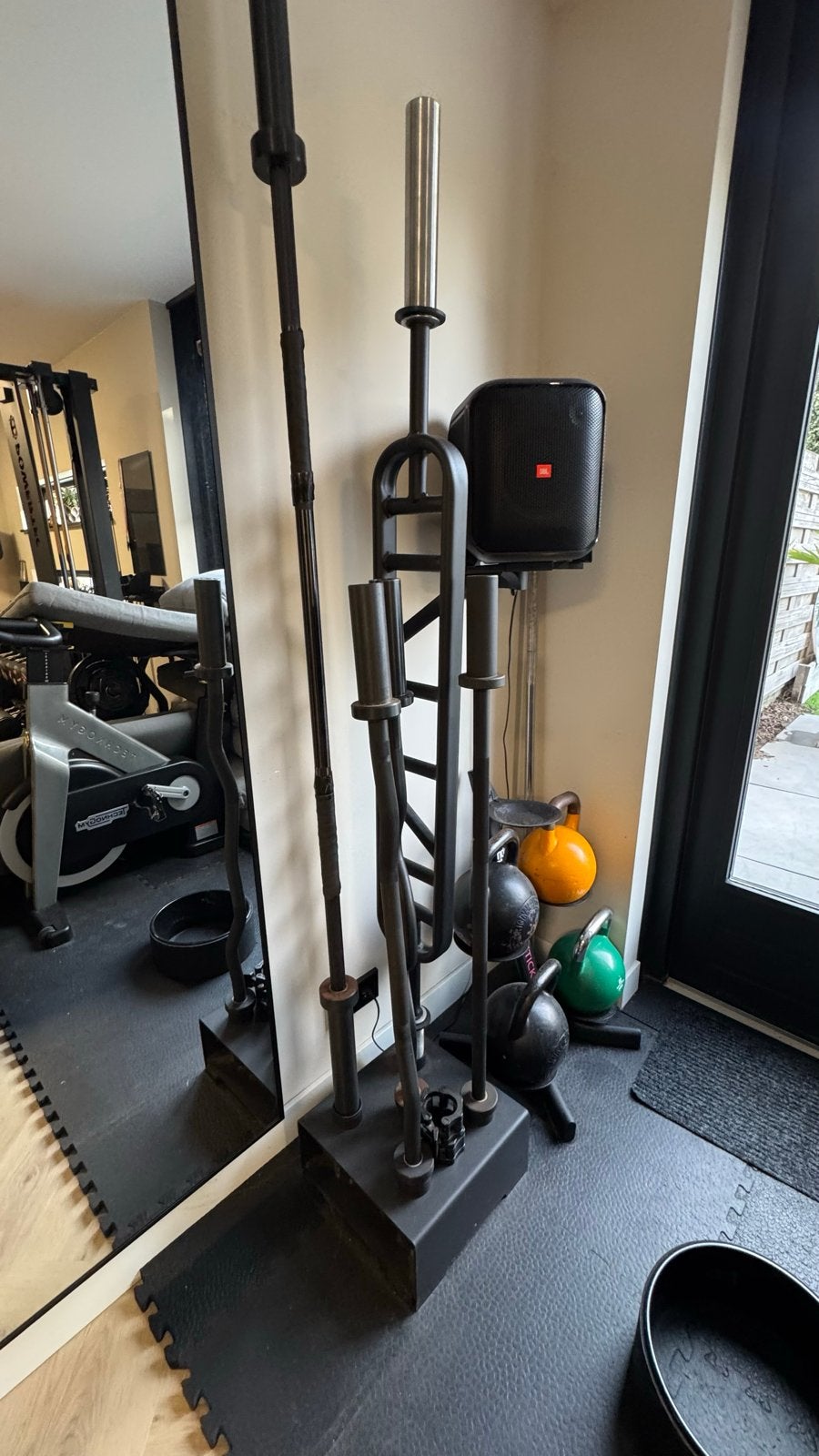Foto 13 van Home gym/ complete homegym met alles erop en eraan.