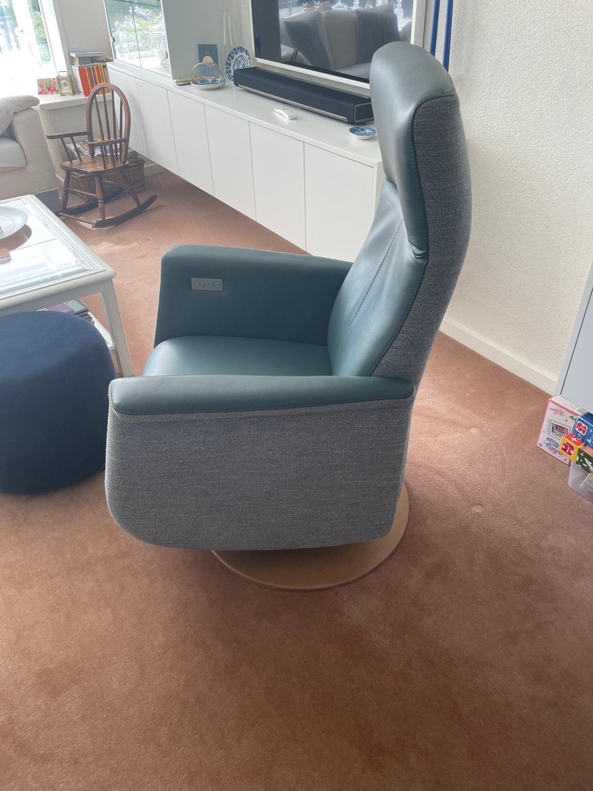 Prominent relaxfauteuil/elektrische verstelbaar, Huis en Inrichting, Fauteuils, Ophalen, Gebruikt, Minder dan 75 cm, Klassiek/modern