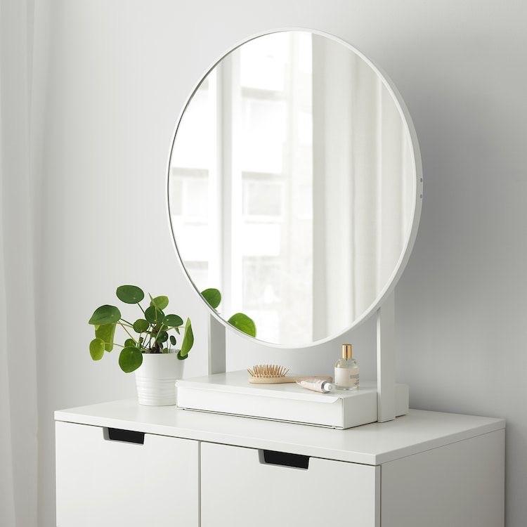 IKEA VENNESLA ronde spiegel wit met lade, Rond, Ophalen of Verzenden, Zo goed als nieuw, Minder dan 100 cm