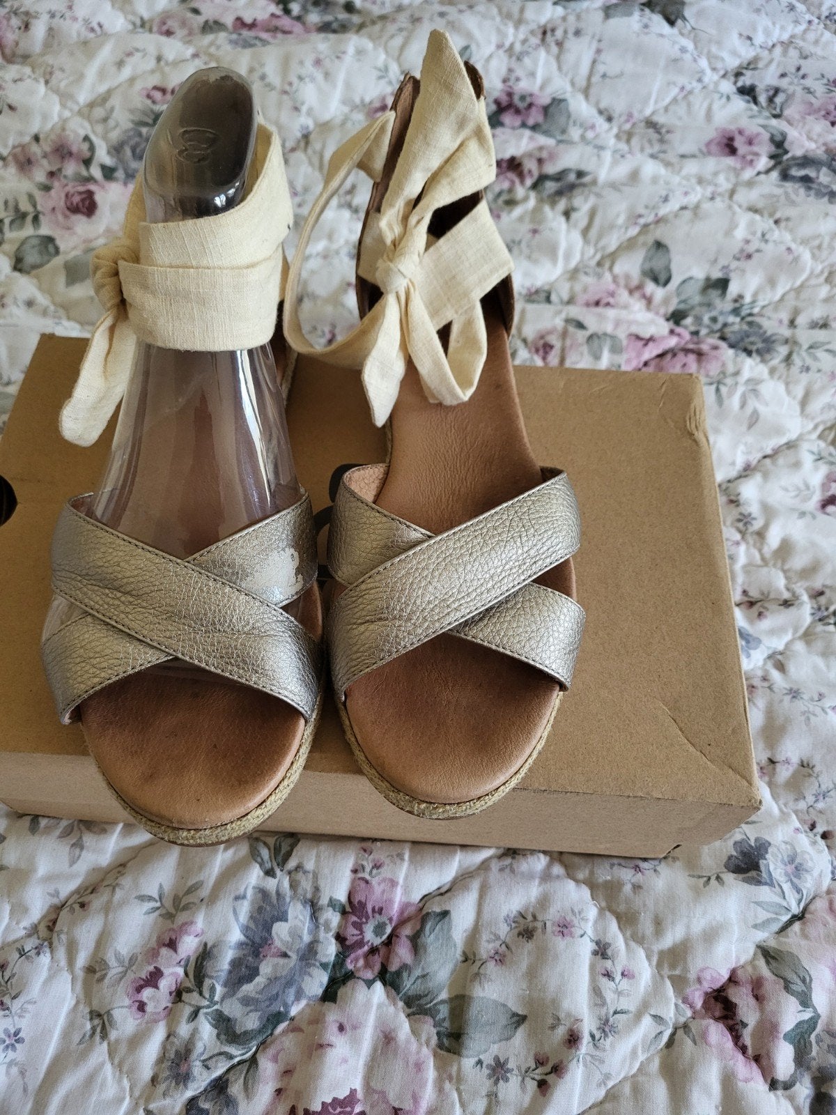 UGG Sandalen maat 39, UGG, Overige kleuren, Zo goed als nieuw, Sandalen of Muiltjes