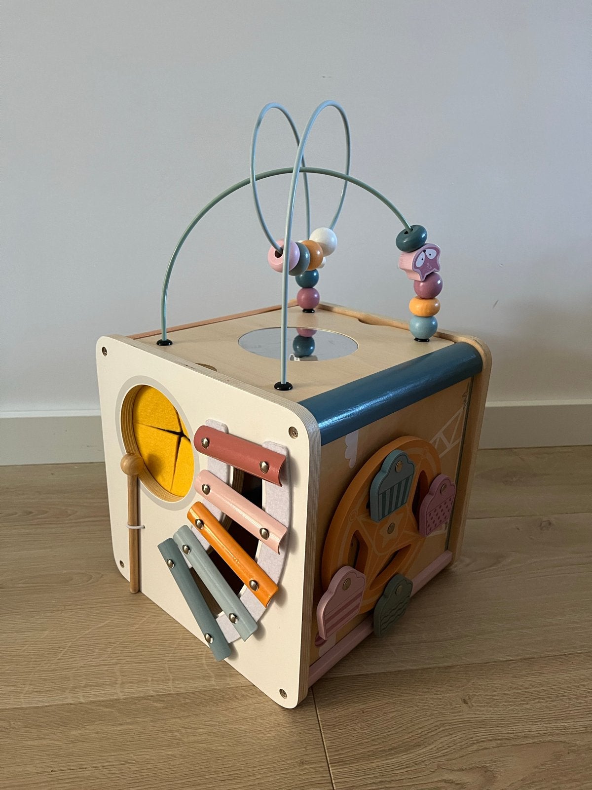 PolarB Activiteiten Kubus - Educatief Houten Speelgoed, Ophalen, Zo goed als nieuw, Overige typen, Met geluid