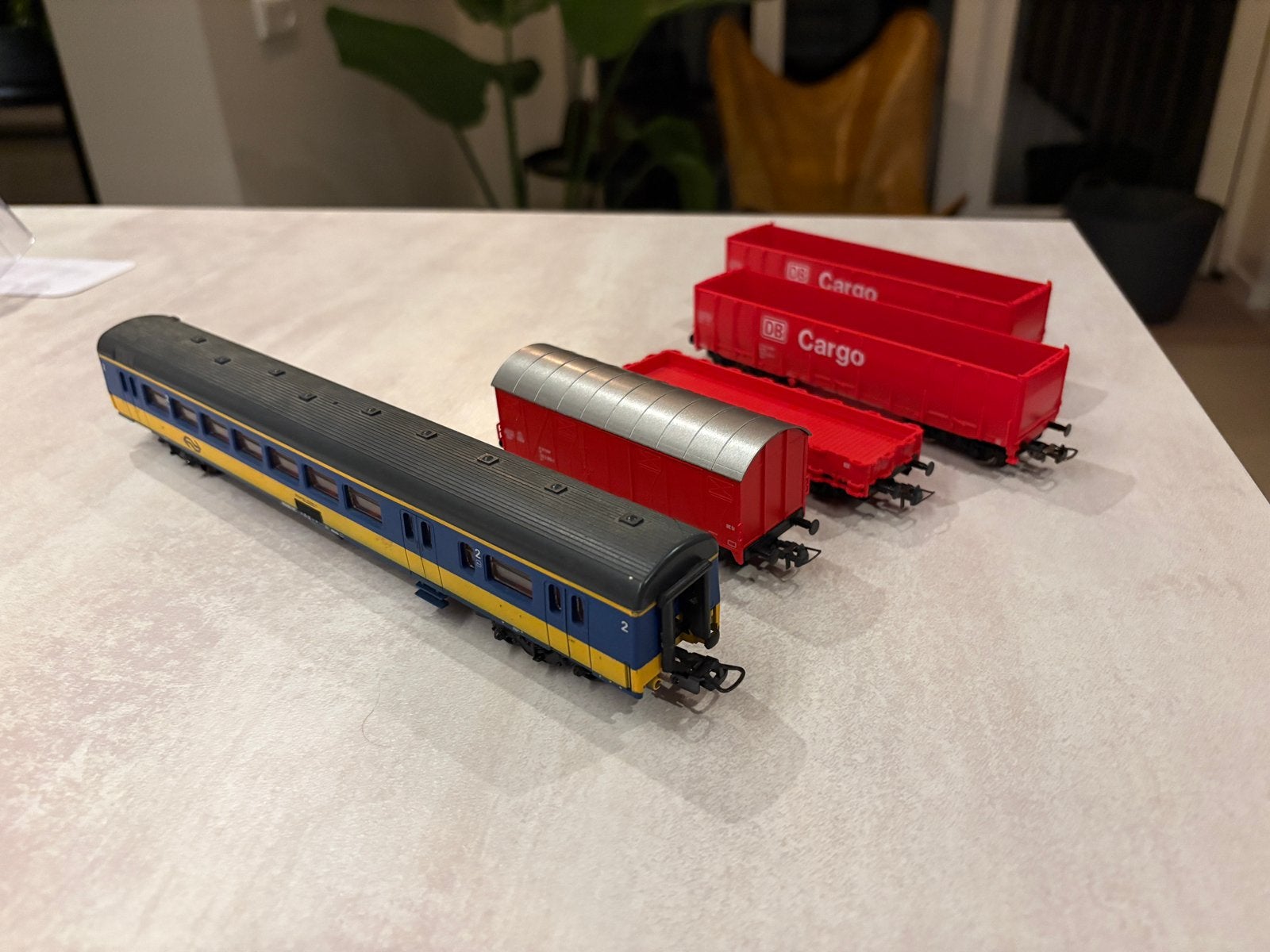 Partijtje H0 wagons Piko, Roco, Lima, Gebruikt, Gelijkstroom, Wagon, Ophalen of Verzenden