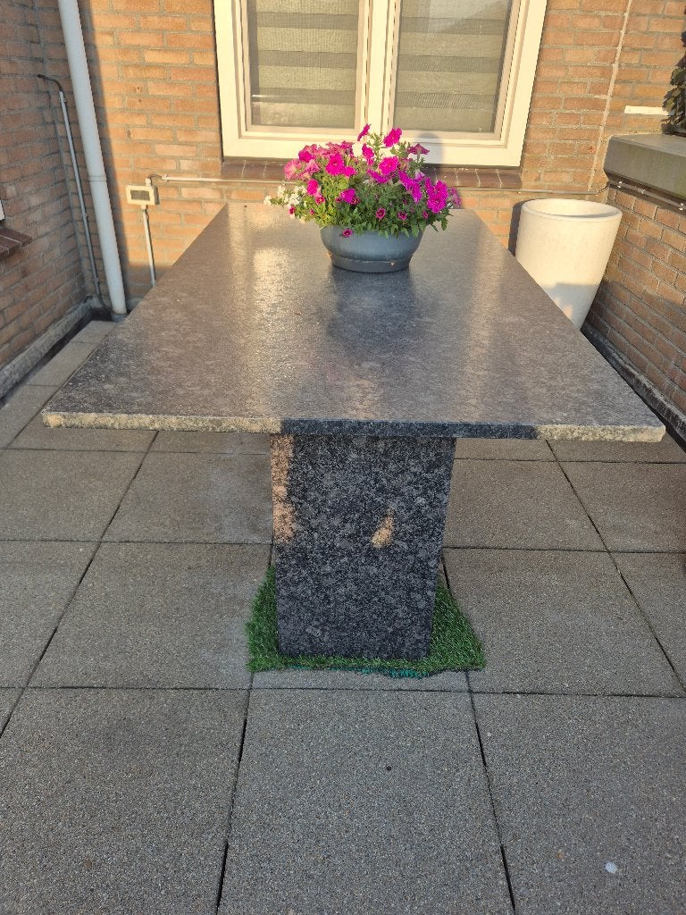 Natuurstenen eettafel zilvergrijs gemêleerd 1.80 x 1.00m, Tuin en Terras, Ophalen, Gebruikt, Rechthoekig, Overige materialen