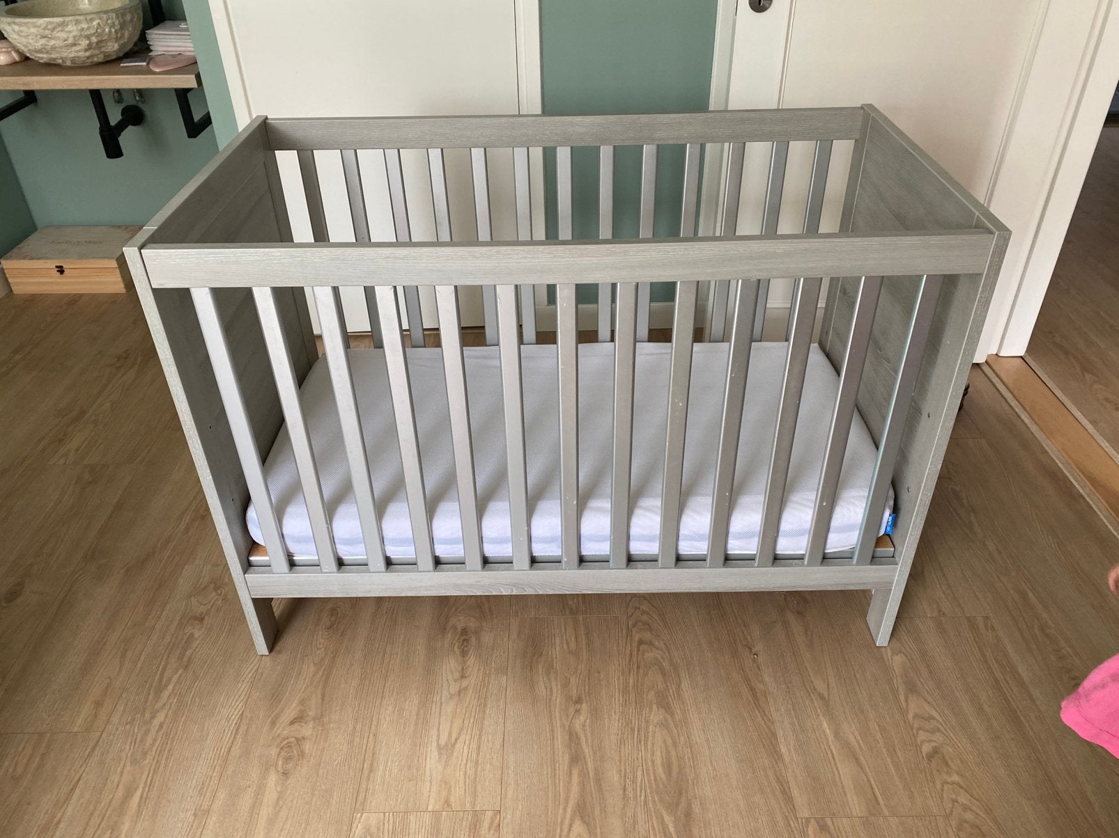 Babybed voor baby en peuter, verstelbaar, vittoria vicenza, Ophalen, Gebruikt, Ledikant