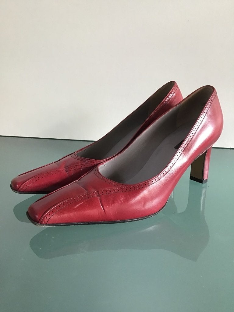 Peter Kaiser hakken rood 38½ | Gratis verzenden, Peter Kaiser, Pumps, Verzenden, Zo goed als nieuw